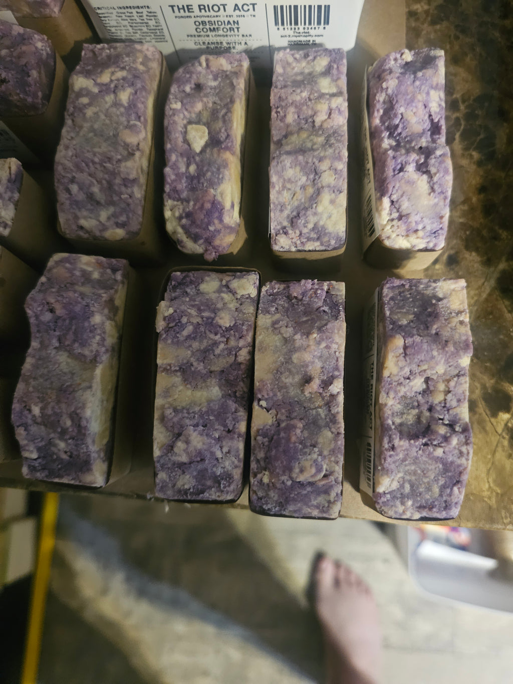 Obsidian Comfort - 2.5 oz Sneak Peek Sample